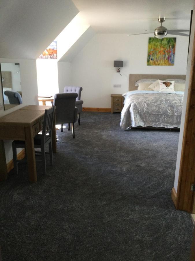 Ben Nevis Manor Bed & Breakfast ฟอร์ตวิลเลียม ภายนอก รูปภาพ