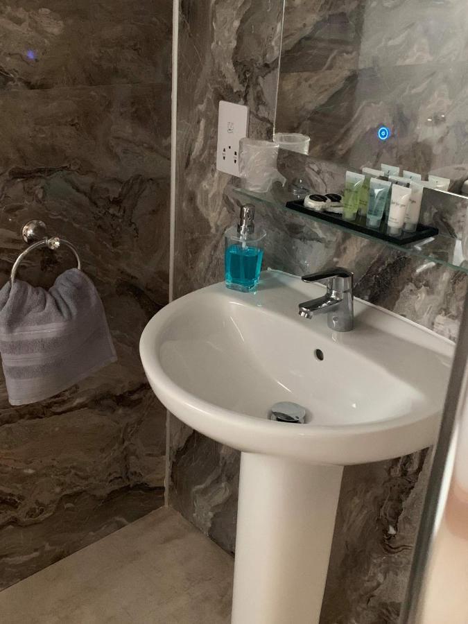 Ben Nevis Manor Bed & Breakfast ฟอร์ตวิลเลียม ภายนอก รูปภาพ